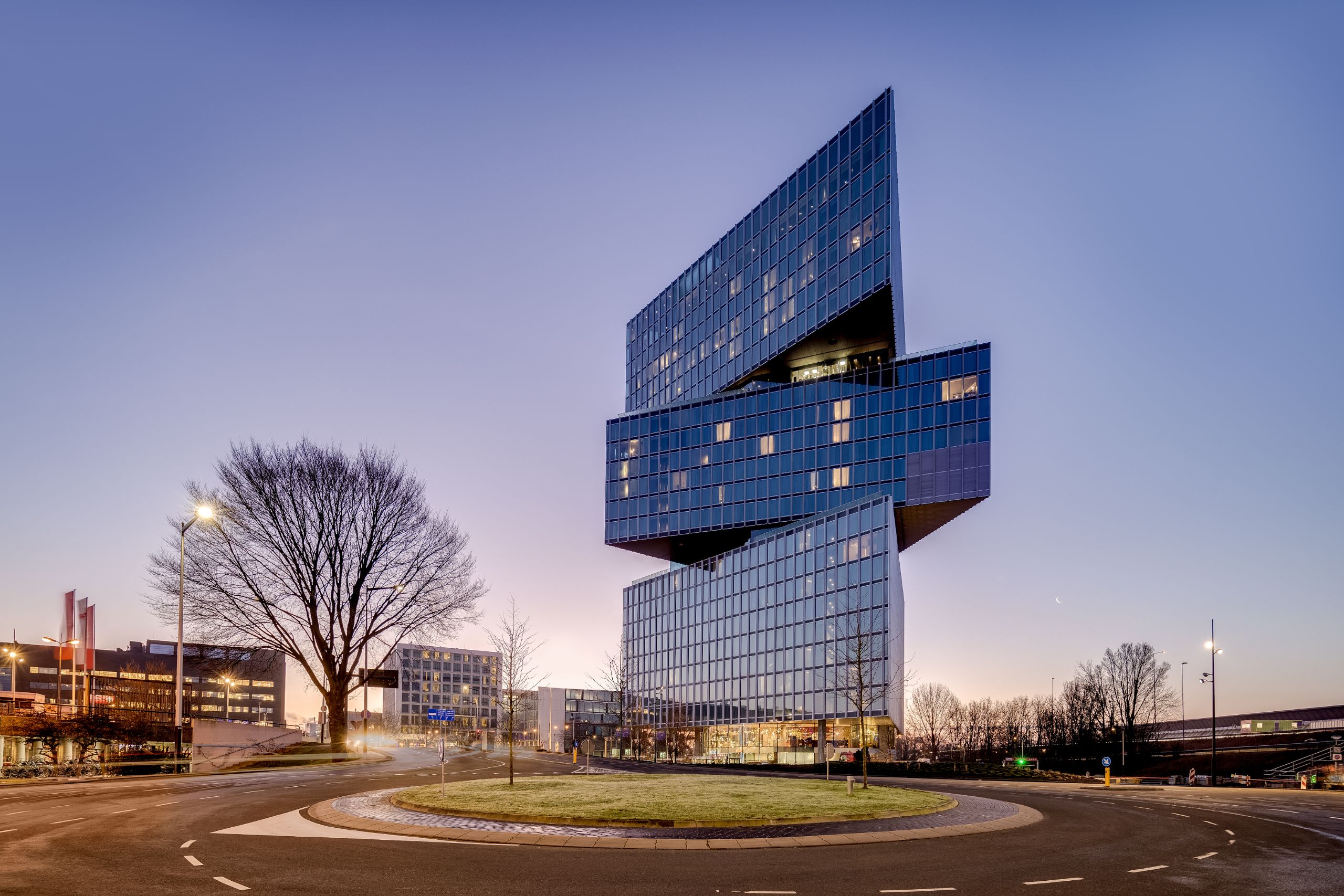 Hotel nhow Amsterdam RAI skyder i vejret - ATP Ejendomme