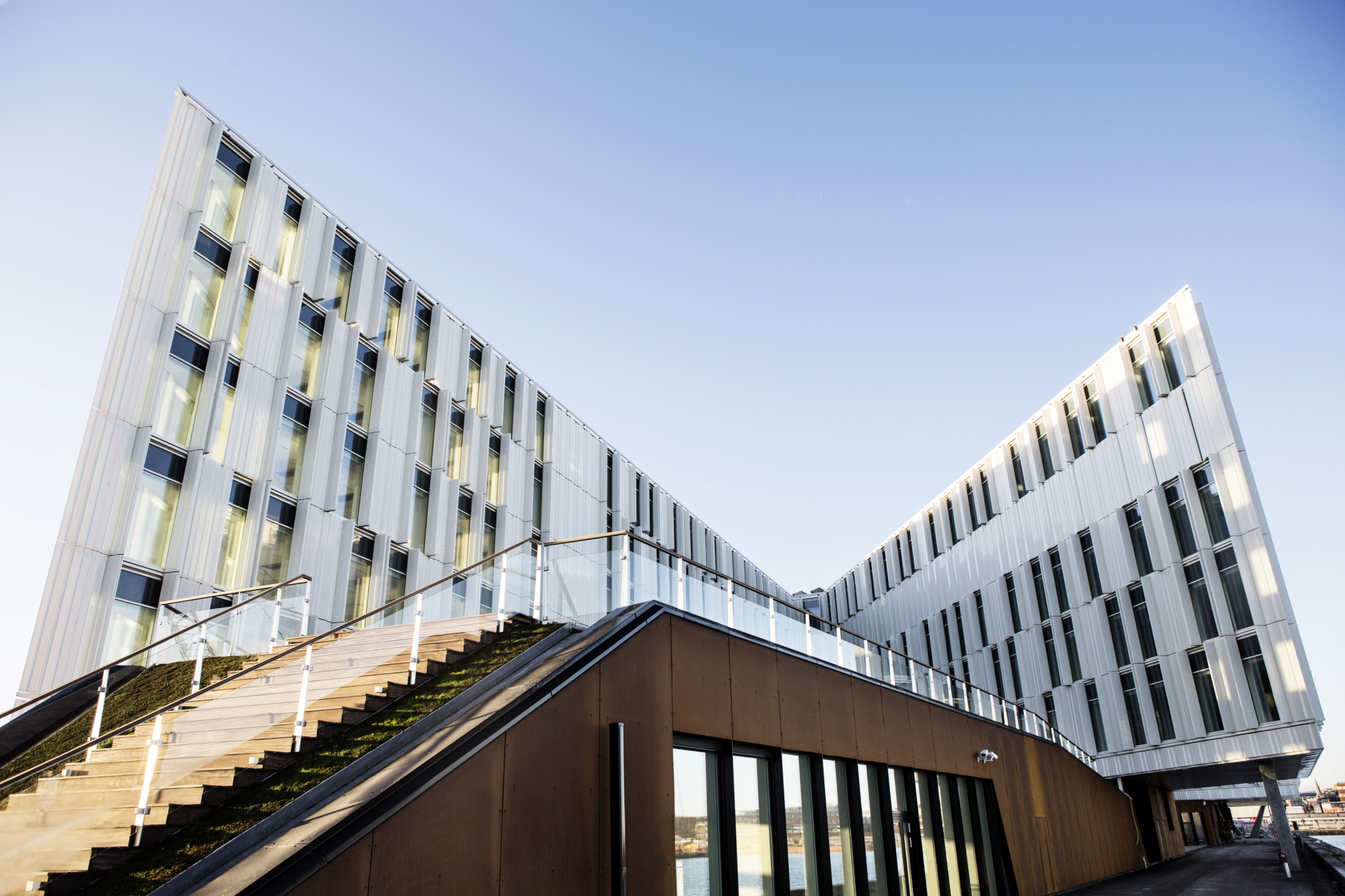 FN byens rustrøde bund