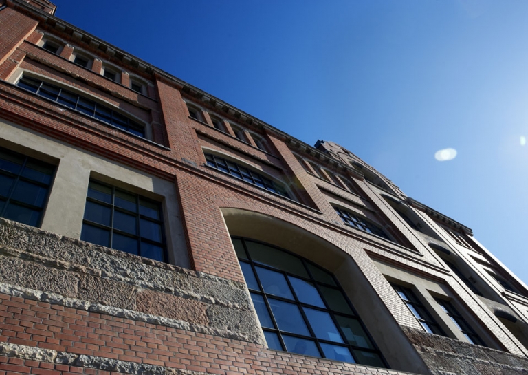 Dahlerups Pakhus i solskin