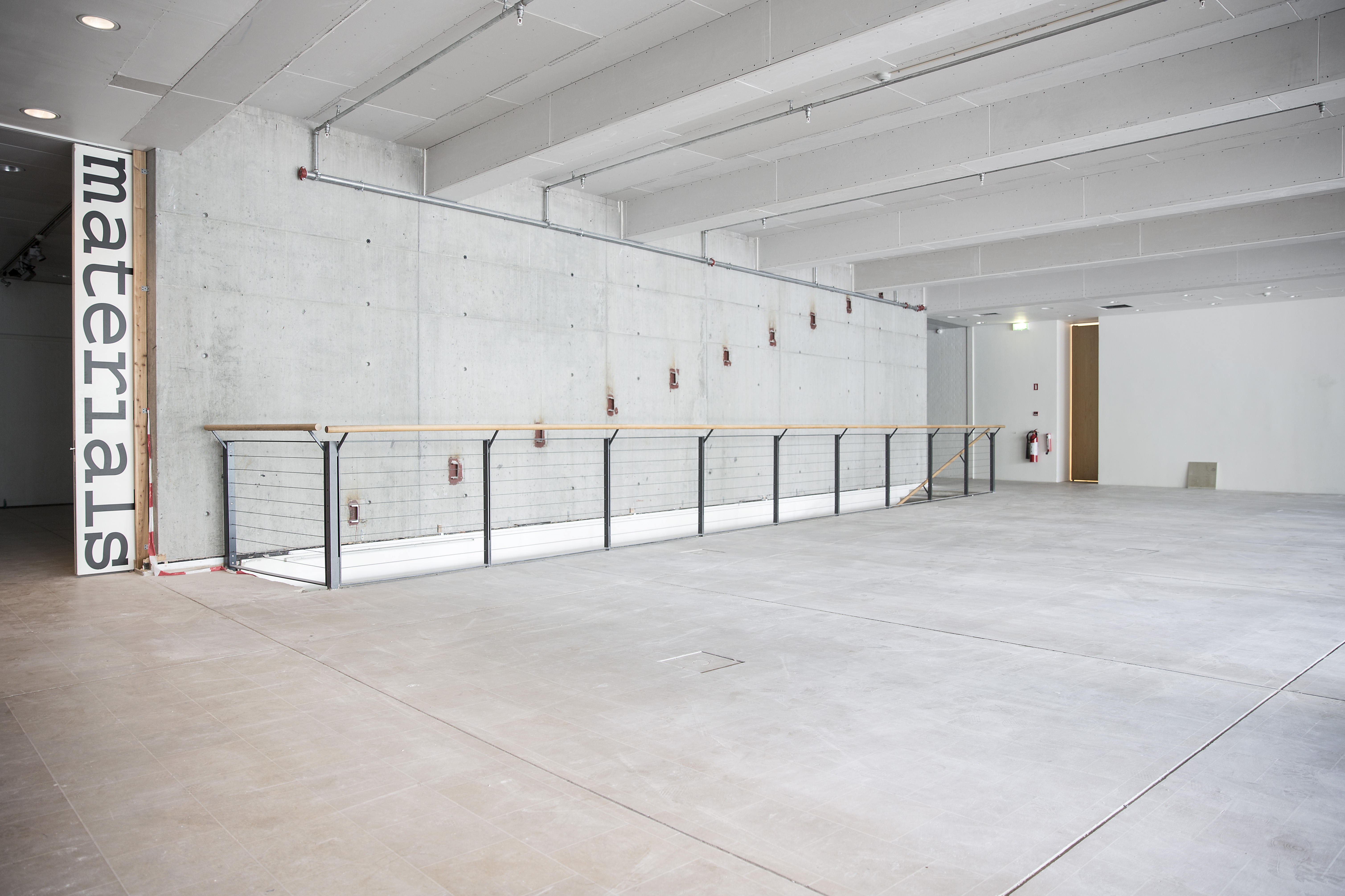 Lyse lokaler i H. C. Andersens Boulevard 27 i København