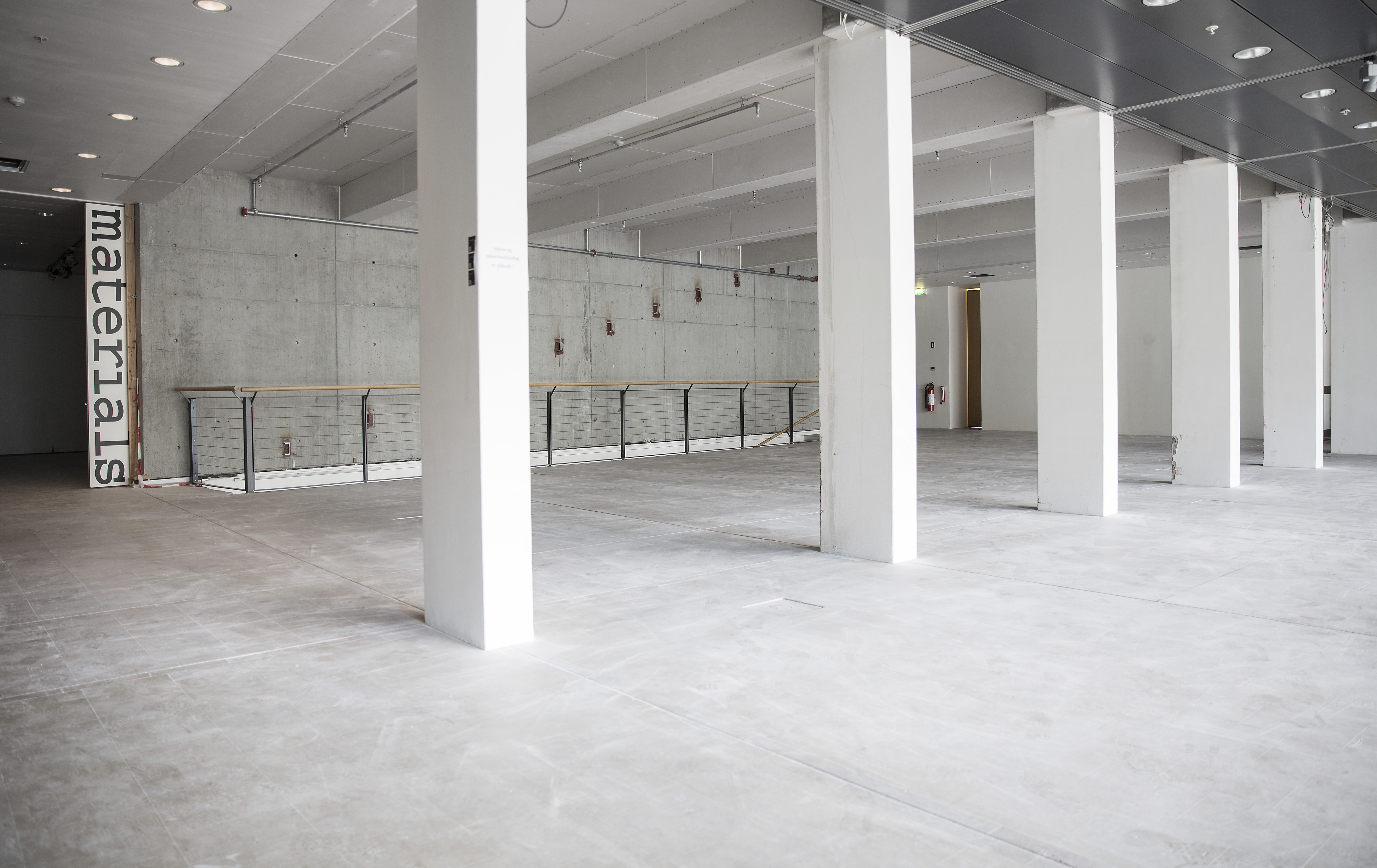 Lyse lokaler i H. C. Andersens Boulevard 27 i København