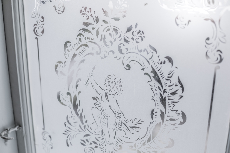 De smukke detaljerige ejendomme