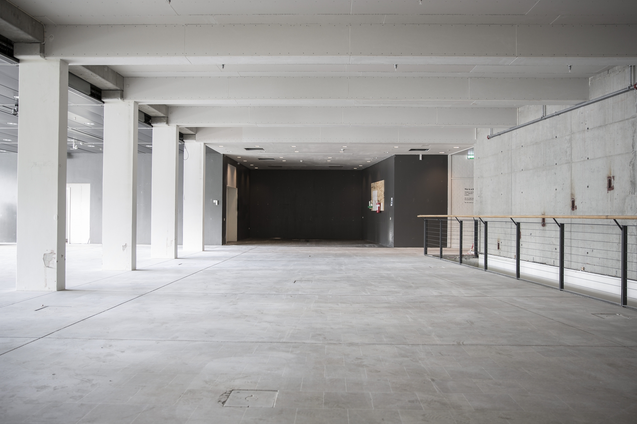 Lyse lokaler i H. C. Andersens Boulevard 27 i København