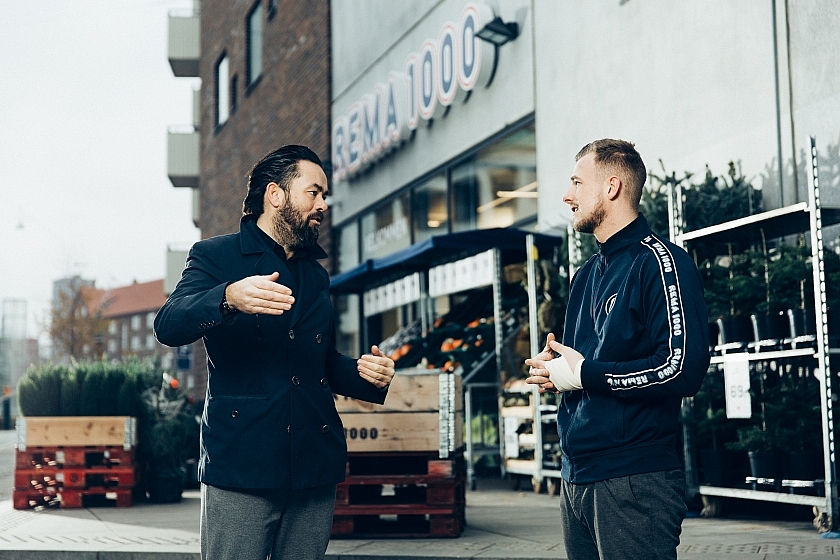 Ronny Hviid og Frederik Liltorp uden for REMA 1000